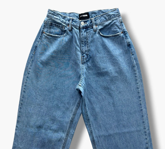 FASHION NOVA STRAIGHT BAGGY | SIZE 40-42