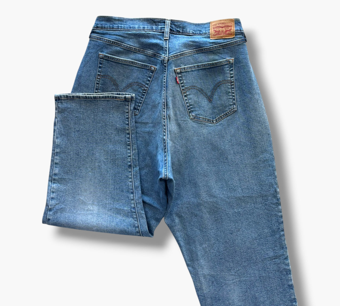 LEVI'S WEDGIE STRAIGHT | SIZE 50