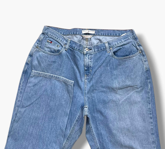 TOMMY HILFIGER CLSSIC FIT | SIZE 52