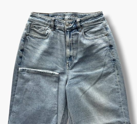 AMERICAN EAGLE MOM STRAIGHT | SIZE 40