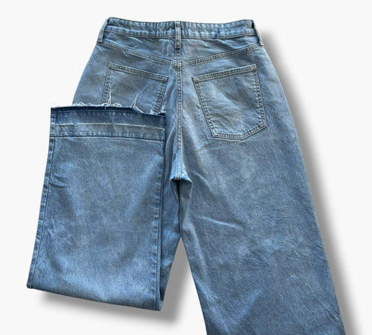 UNIVERSAL THREAD WIDE | SIZE 48