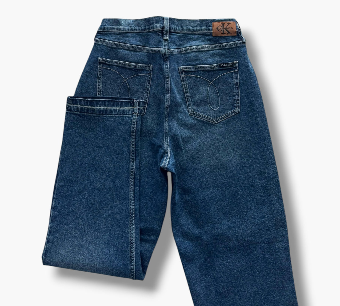 CALVIN KLEIN CLASSIC FIT | SIZE 44-46