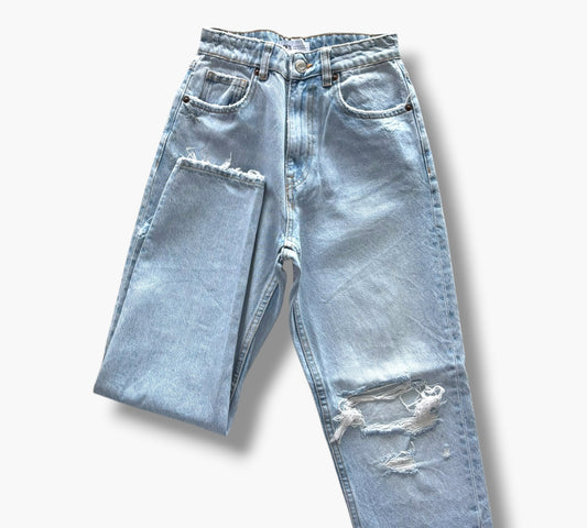 ZARA MOM JEANS | SIZE 34