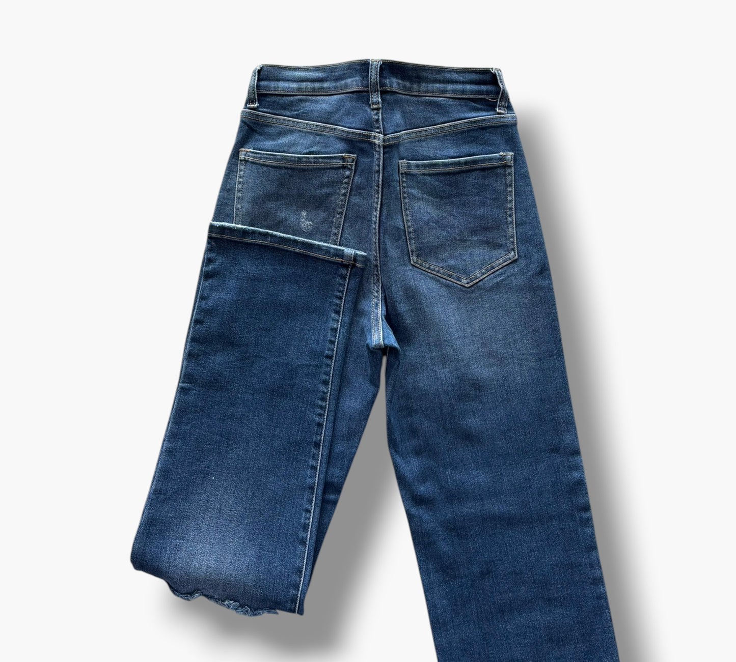 SNEAK PEEK | SIZE 40-42