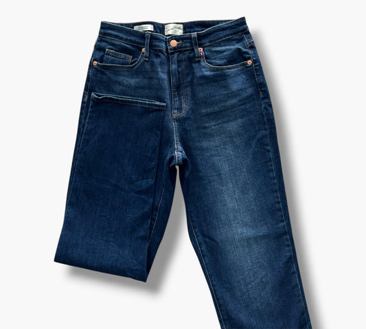 UT. SLIM STRAIGHT | SIZE 42