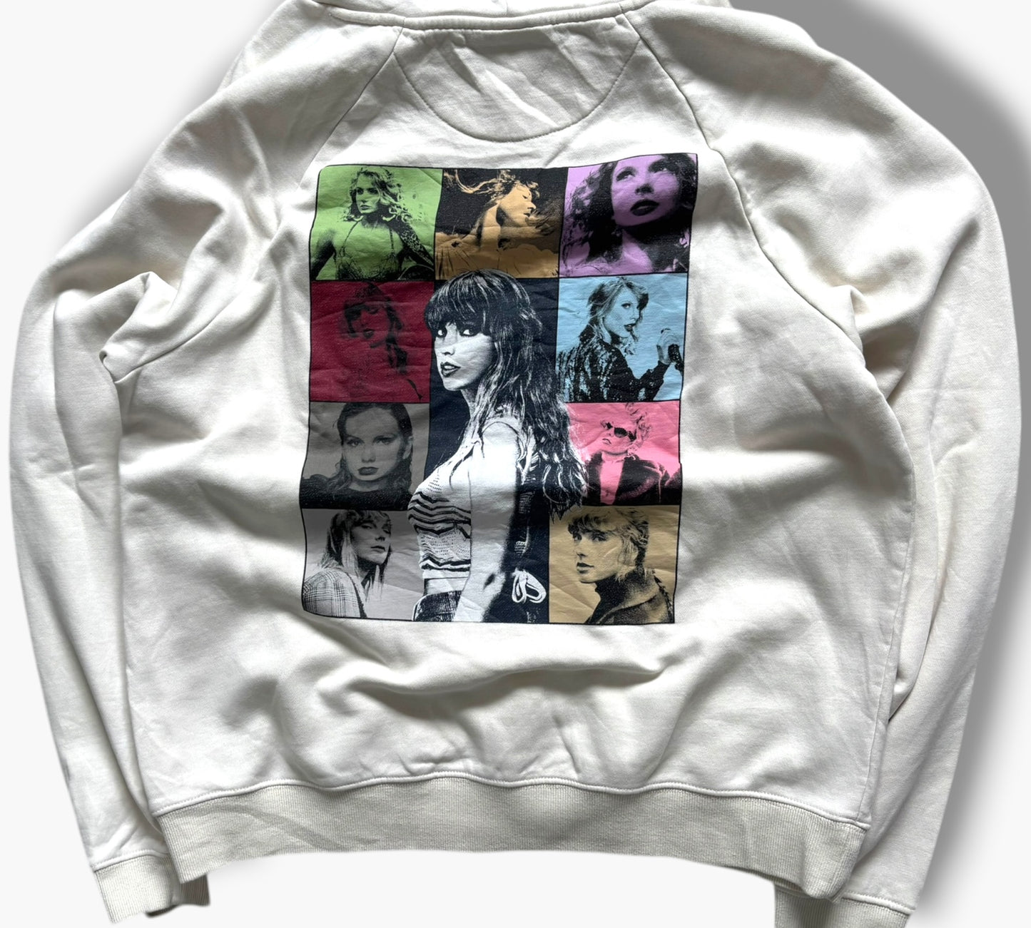 HOODIE TAYLOR SWIFT | SIZE M
