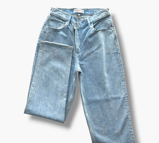 ABERCROMBIE 90'S STRAIGHT | SIZE 40-42