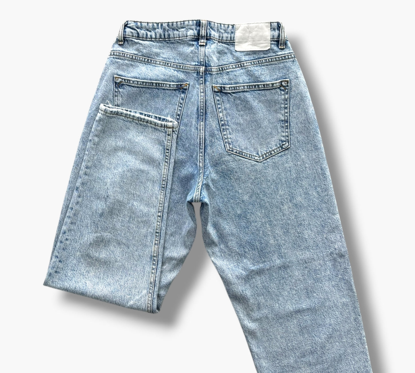 ZARA MOM JEANS | SIZE 42
