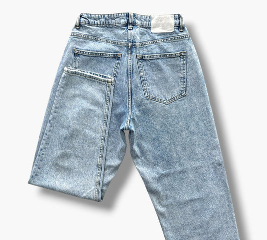 ZARA MOM JEANS | SIZE 42