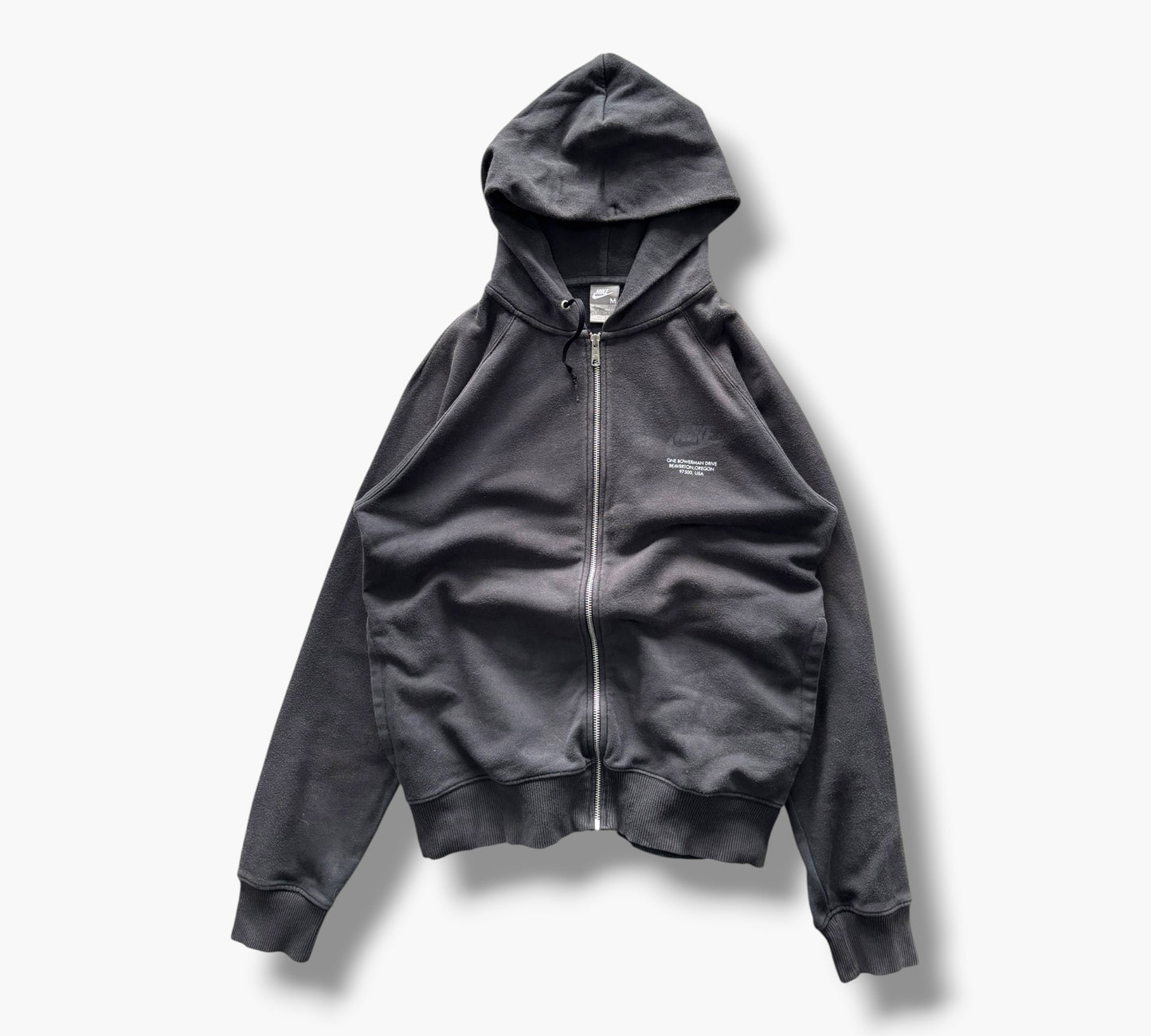 NIKE | SIZE M