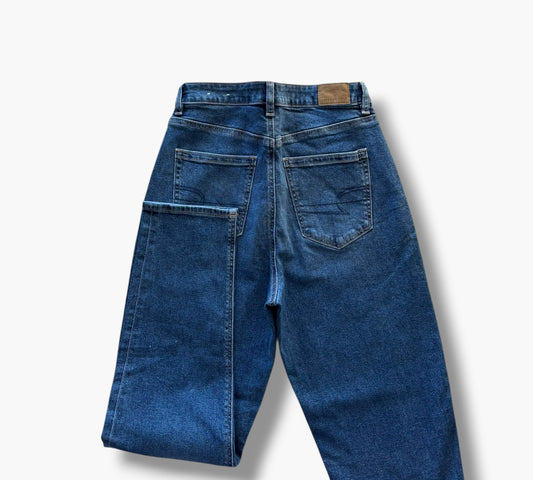 AMERICAN EAGLE MOM JEANS | SIZE 38-40